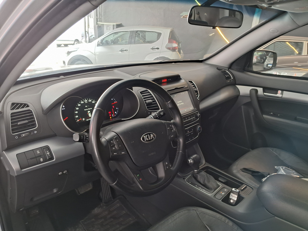 Kia Sorento Prata