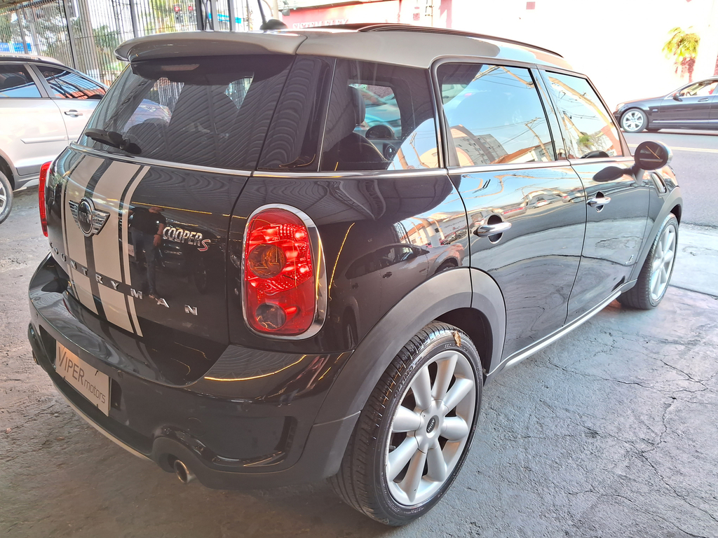 Mini Countryman Preto