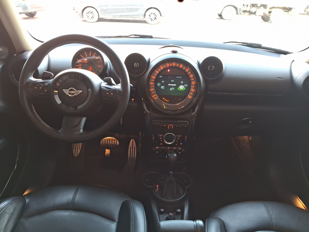Mini Countryman Preto
