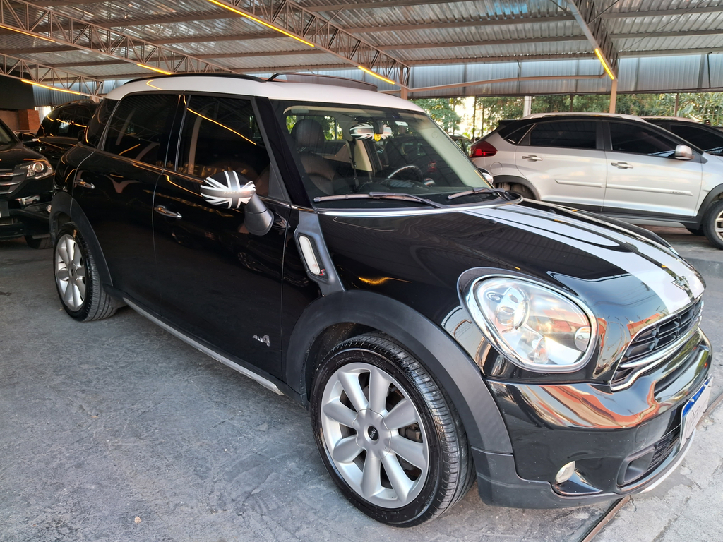 Mini Countryman Preto