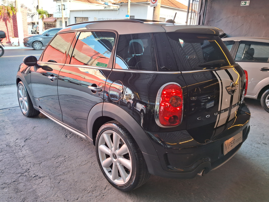 Mini Countryman Preto