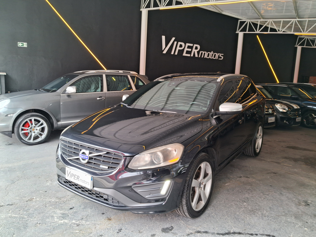 Volvo XC60 Preto