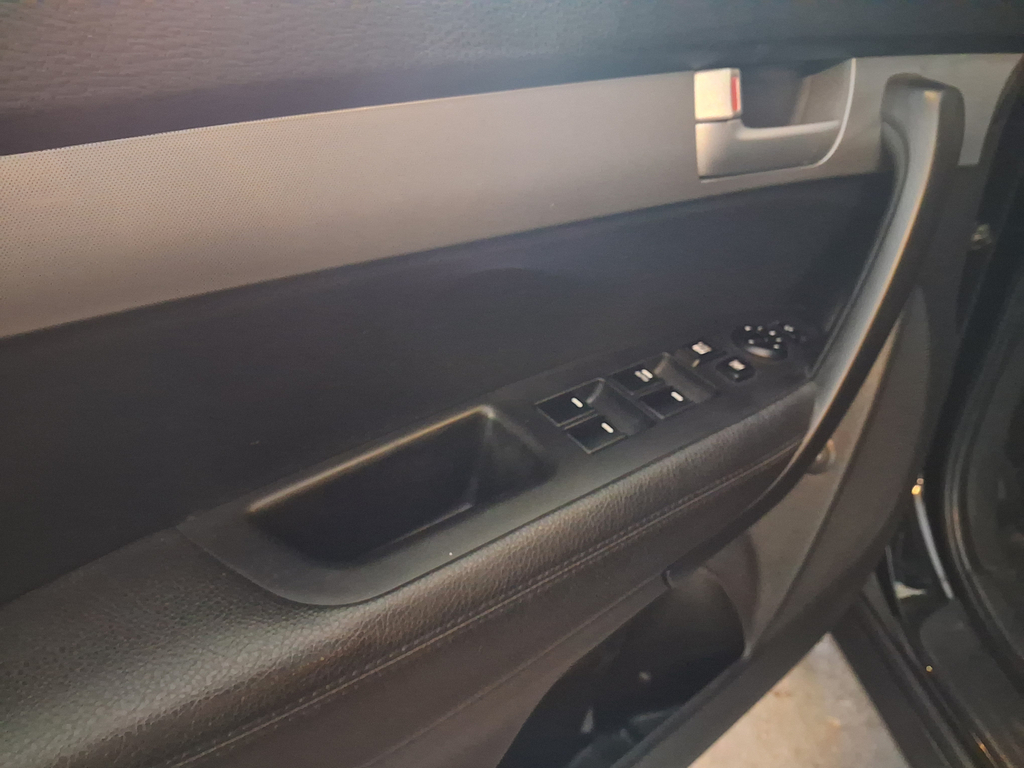 Kia Sorento Preto