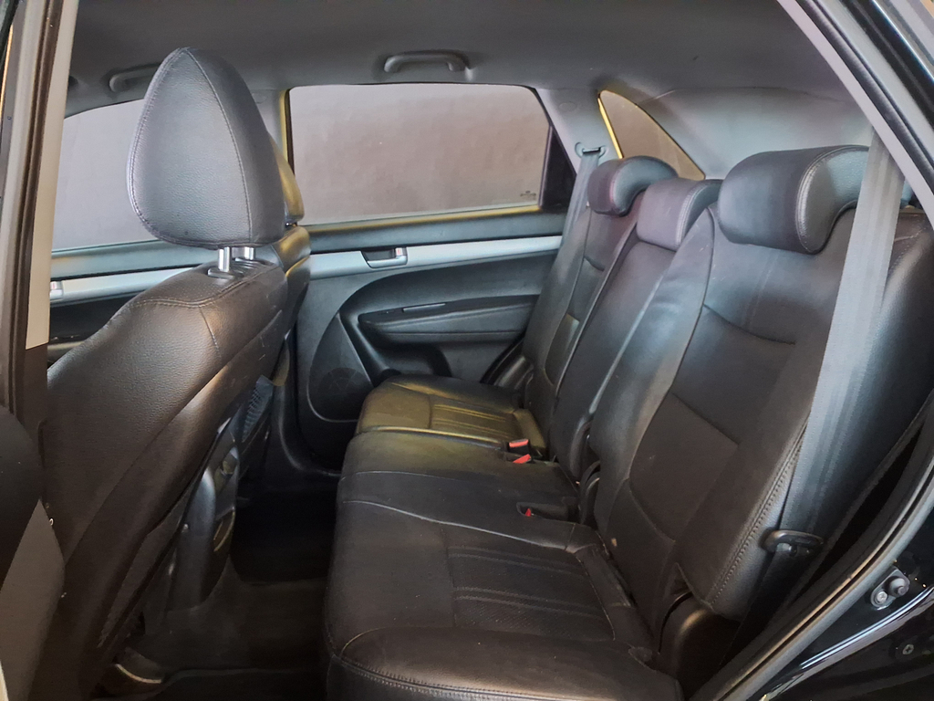 Kia Sorento Preto