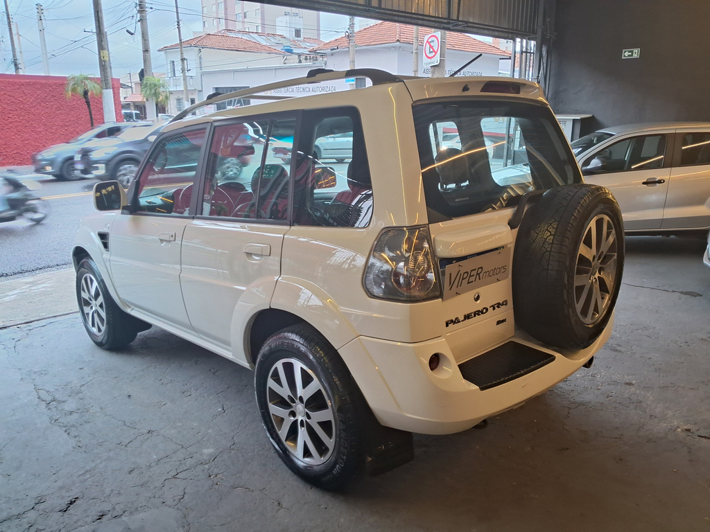 Mitsubishi Pajero TR4 Branco