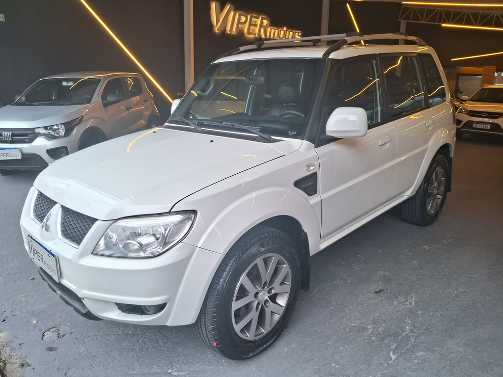 Mitsubishi Pajero TR4 Branco