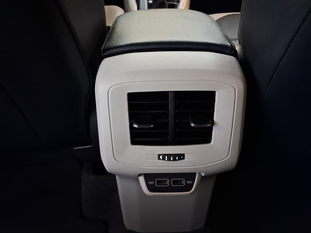 Volkswagen T-Cross Marrom