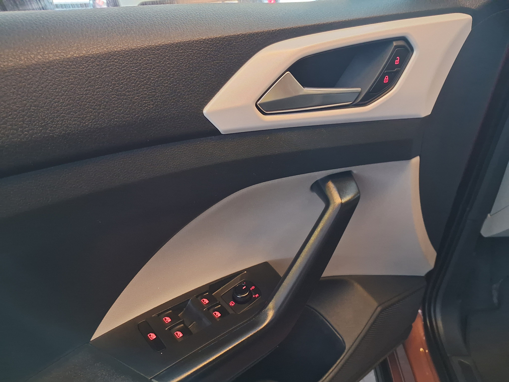 Volkswagen T-Cross Marrom