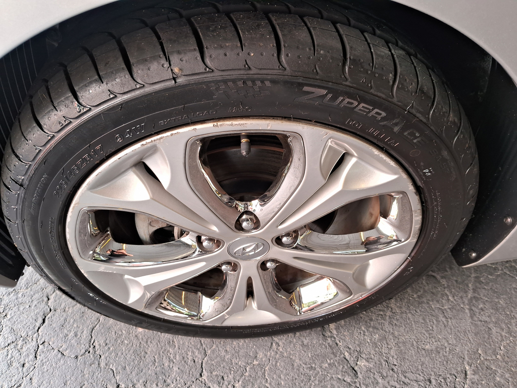 Hyundai i30 Prata