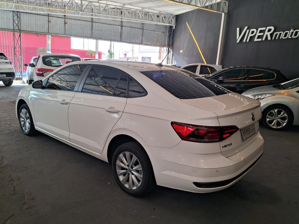 Volkswagen Virtus Branco