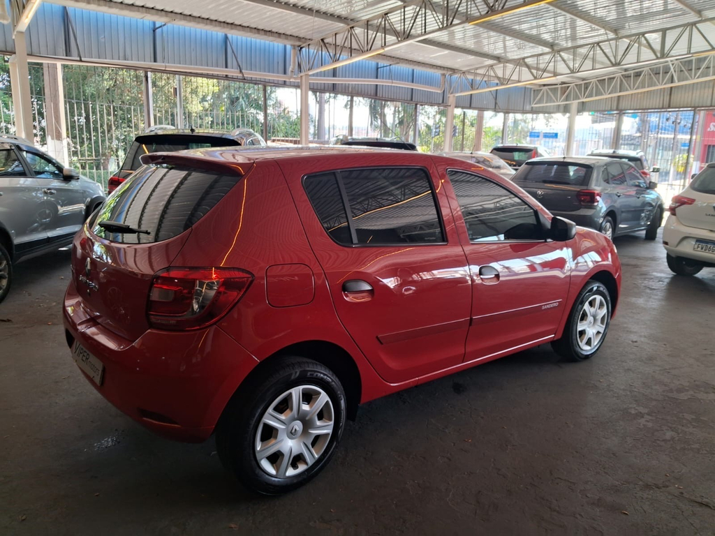 Renault Sandero Vermelho
