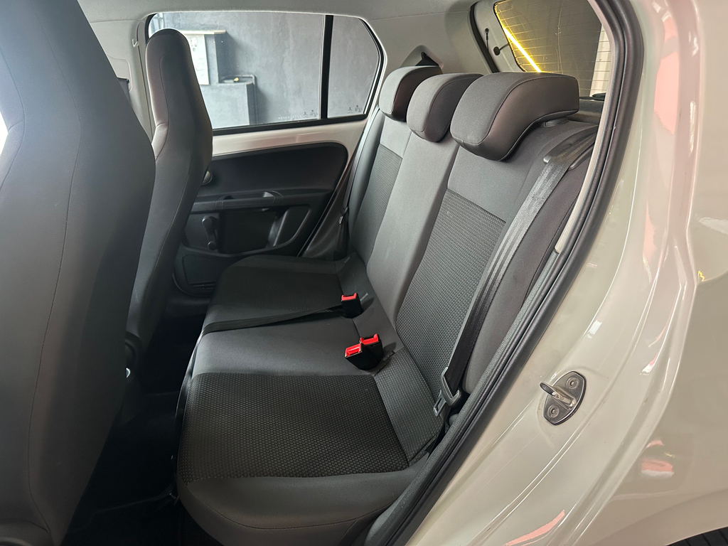 Volkswagen Up! Branco