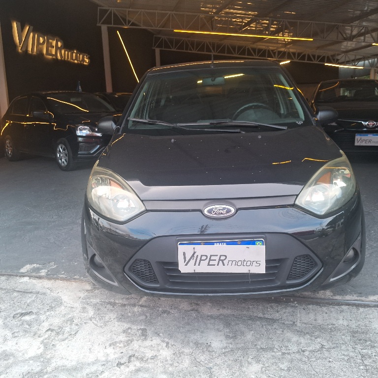 Ford Fiesta Sedan Preto