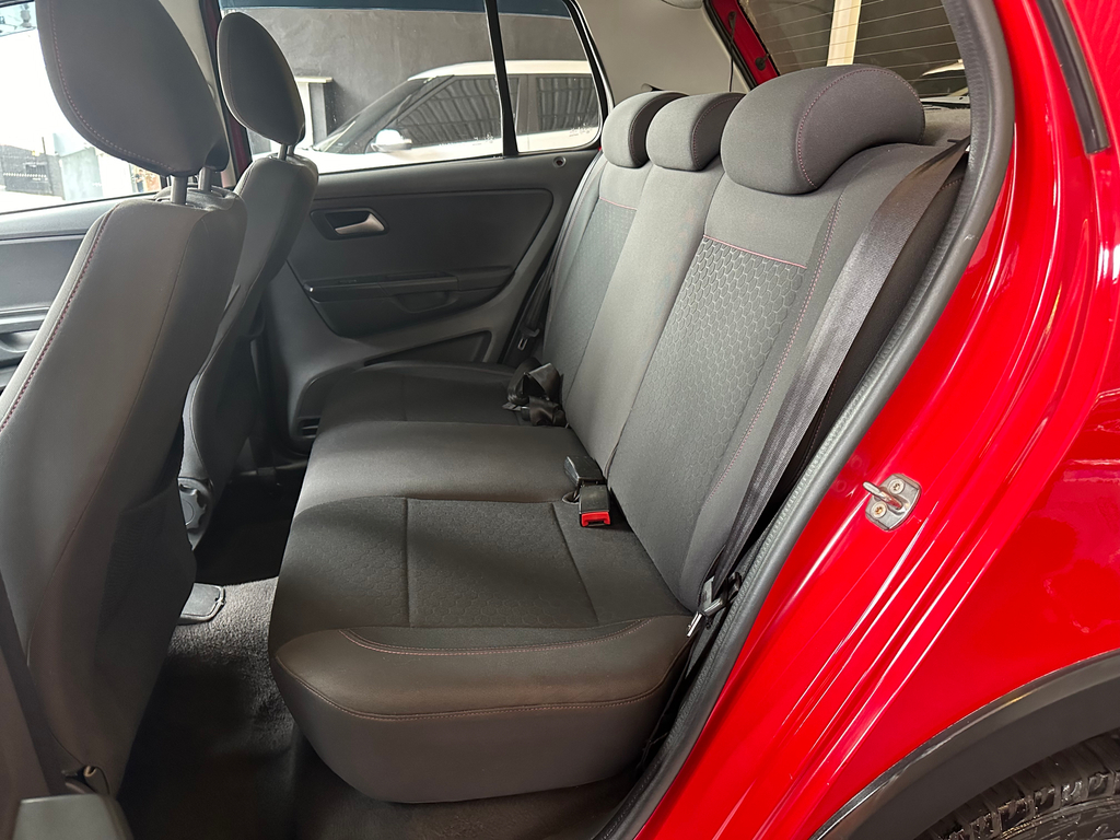 Volkswagen CrossFox Vermelho