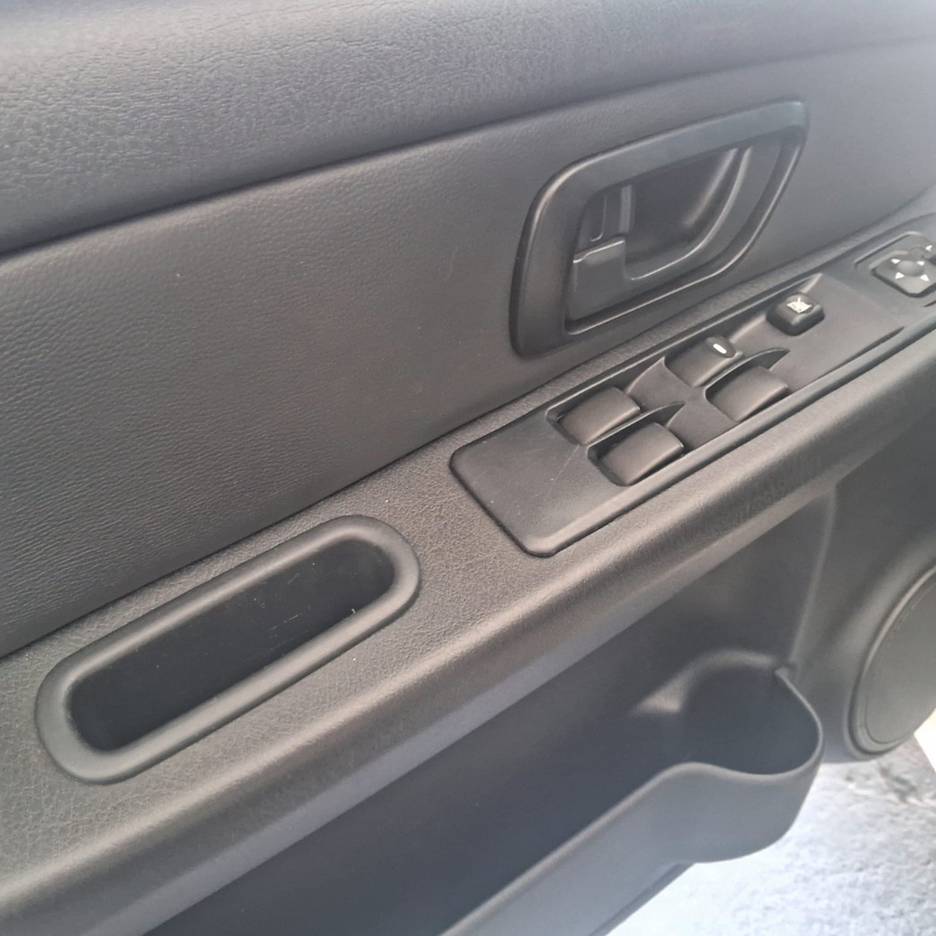 Mitsubishi Pajero TR4 Branco