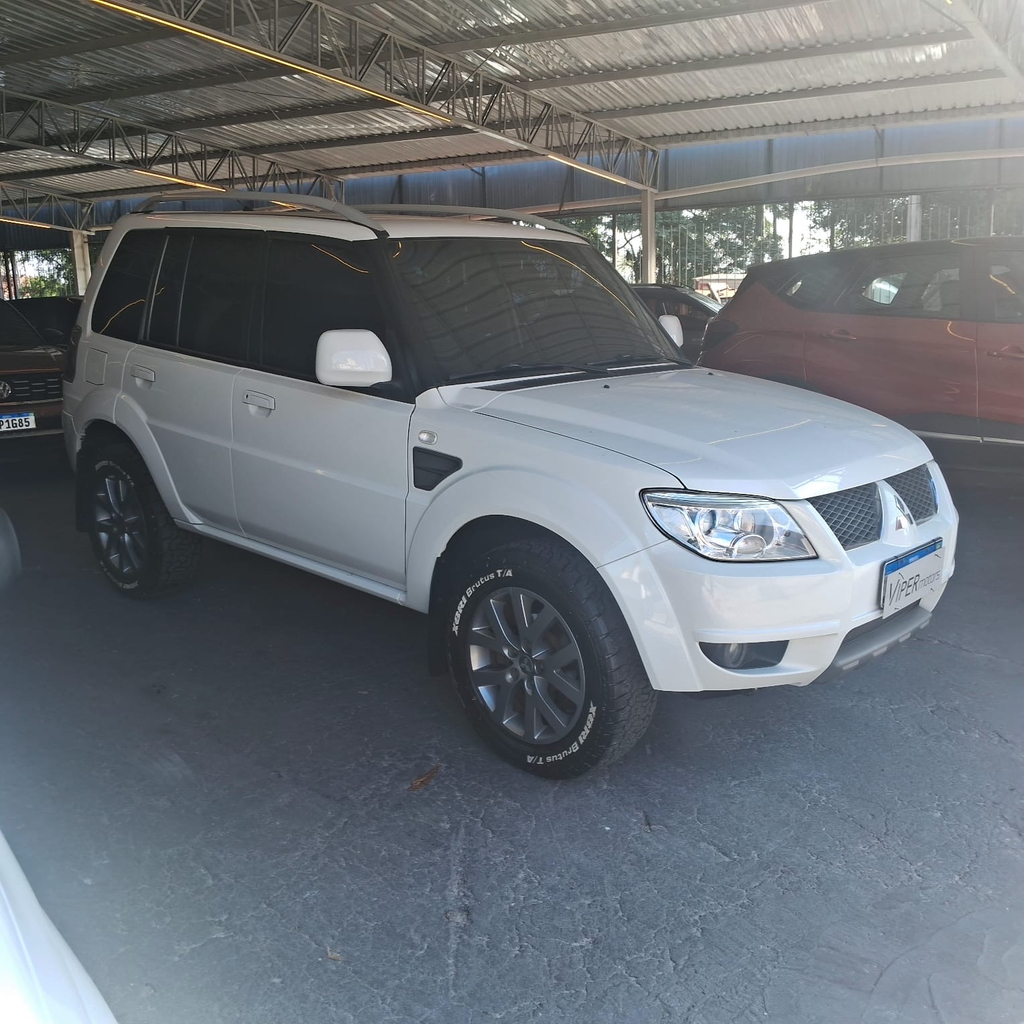 Mitsubishi Pajero TR4 Branco