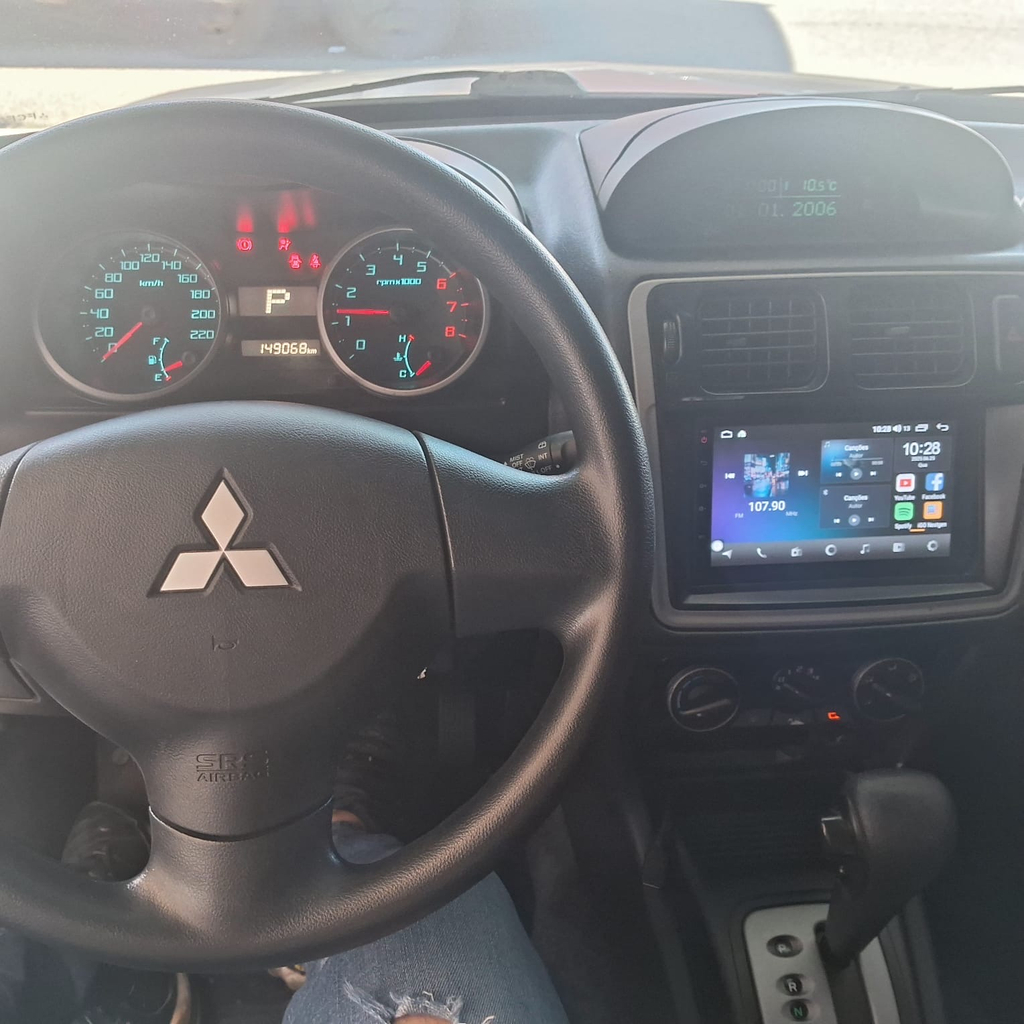 Mitsubishi Pajero TR4 Branco