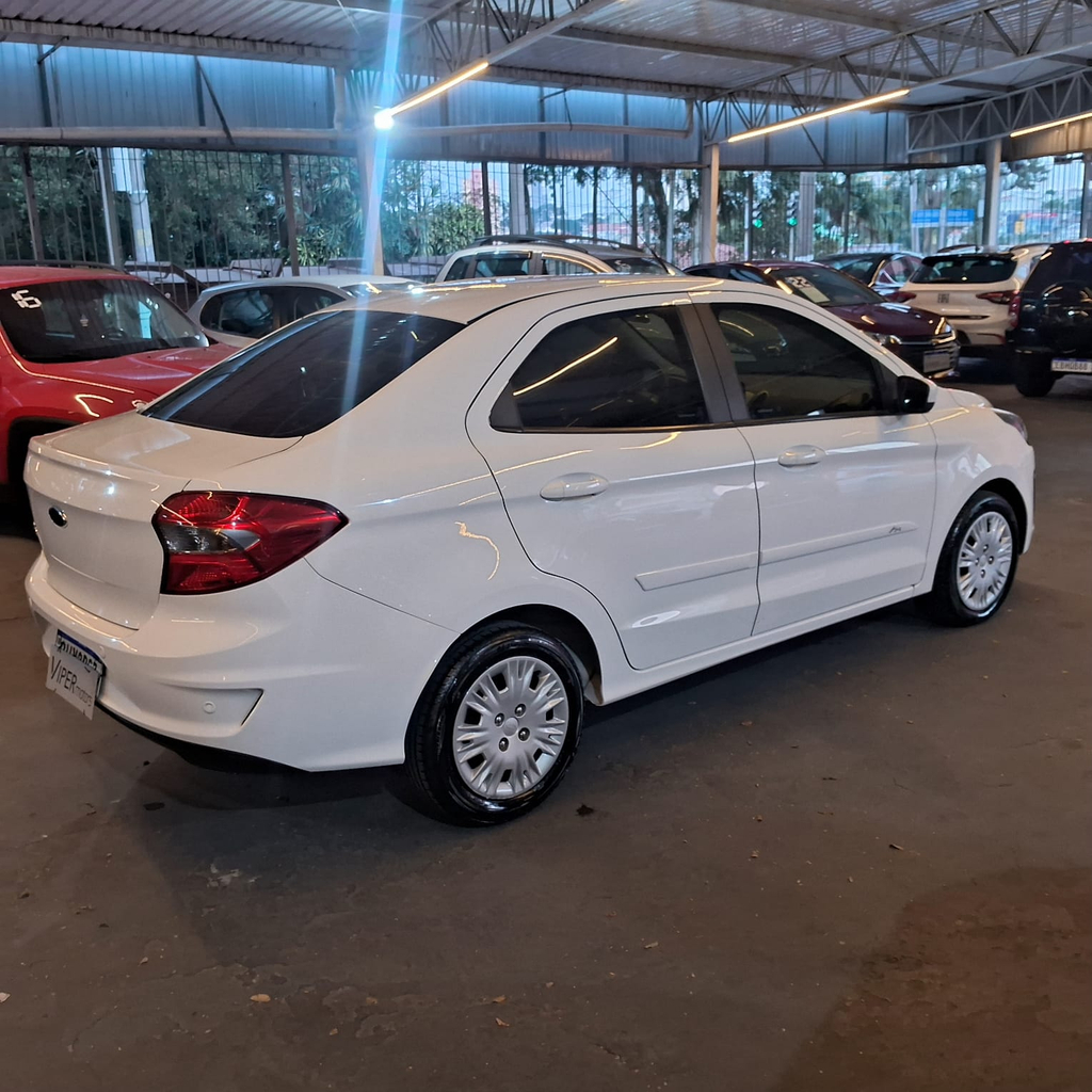 Ford Ka Sedan Branco