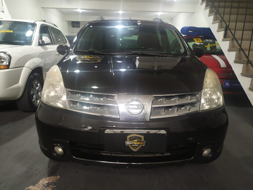 Nissan Livina Preto