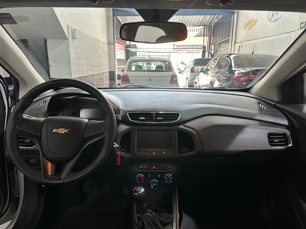 Chevrolet Onix Branco