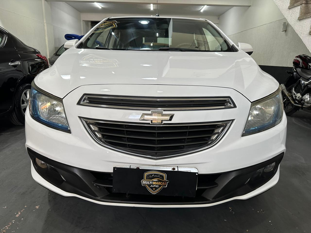 Chevrolet Onix Branco