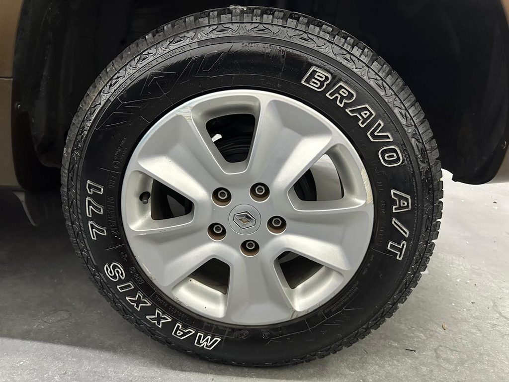 Renault Duster Marrom