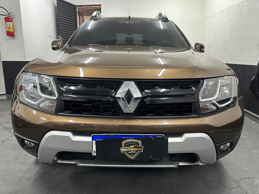 Renault Duster Marrom