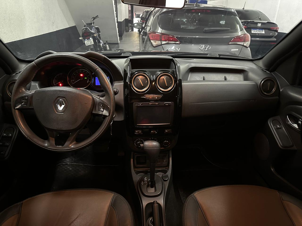 Renault Duster Marrom