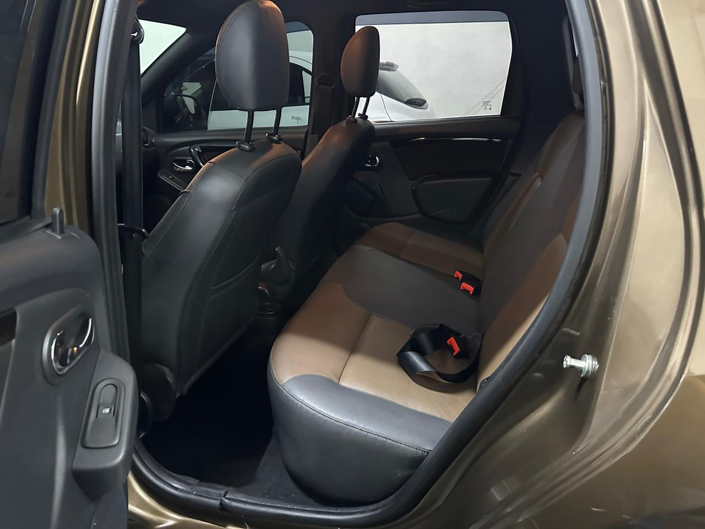 Renault Duster Marrom
