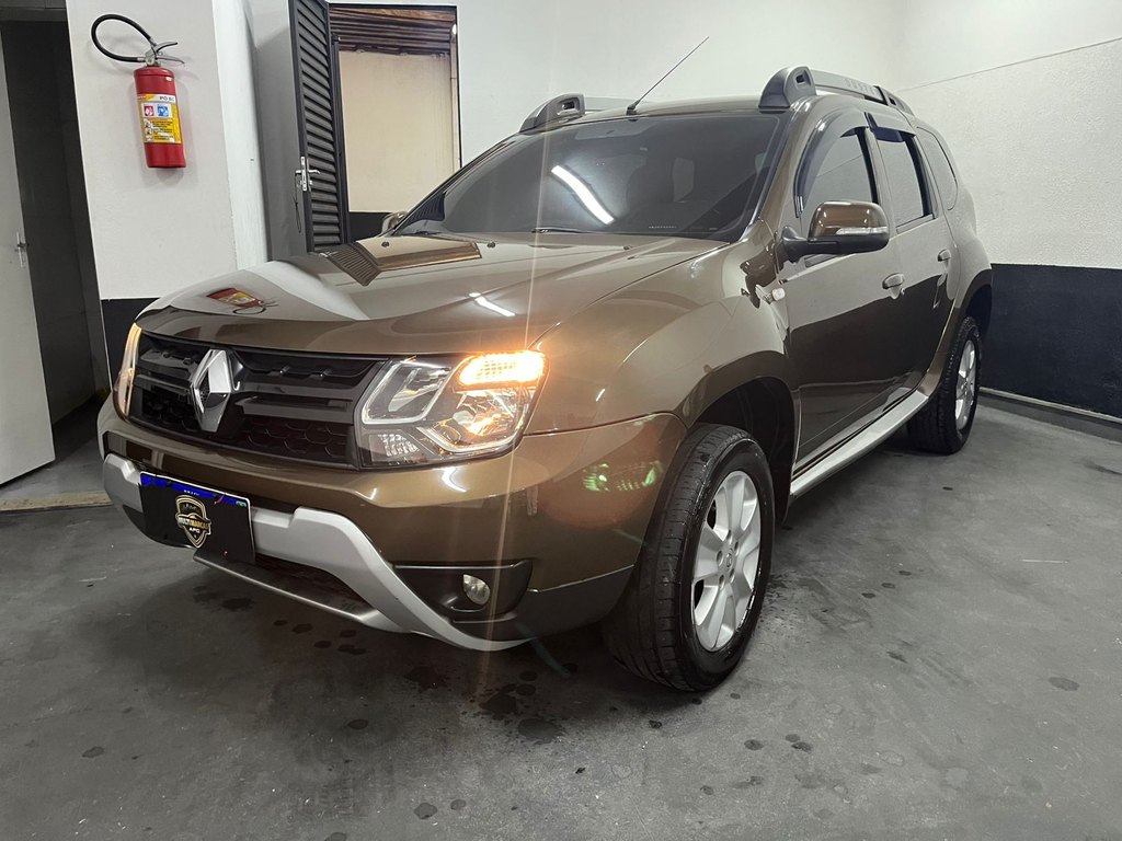 Renault Duster Marrom