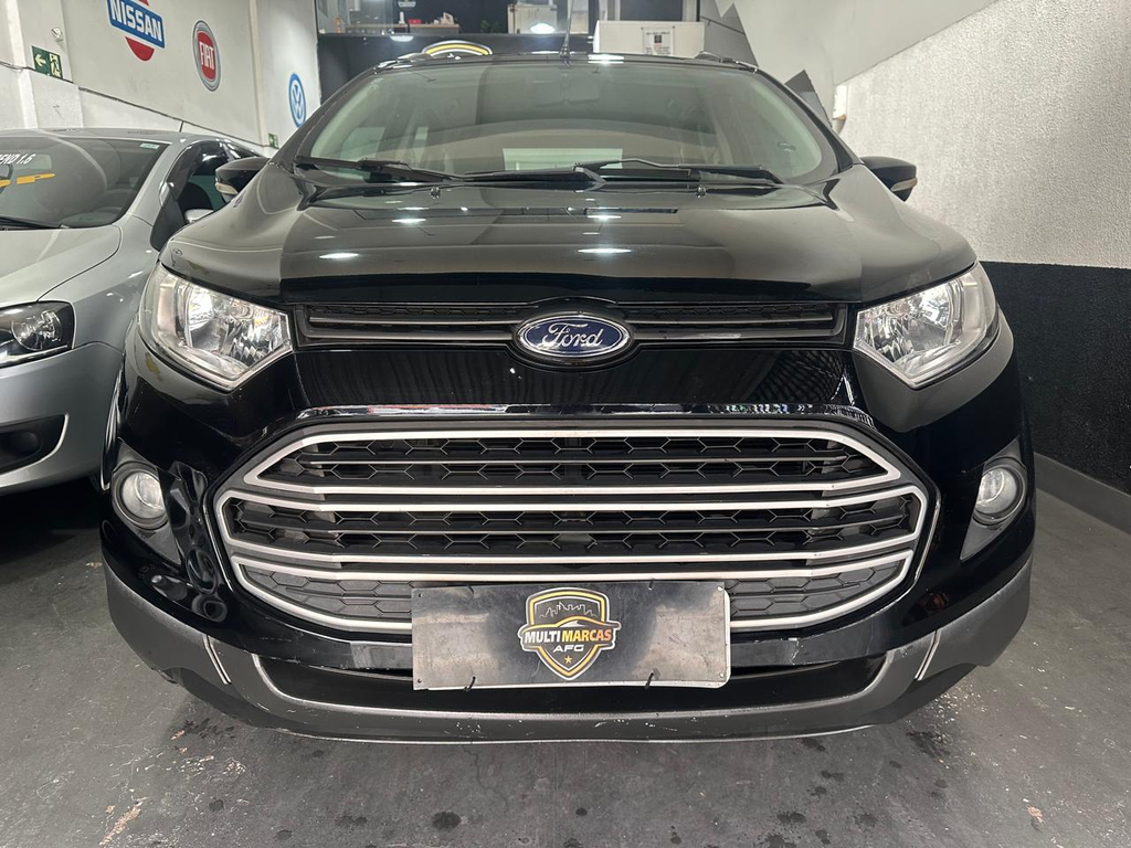 Ford EcoSport Preto