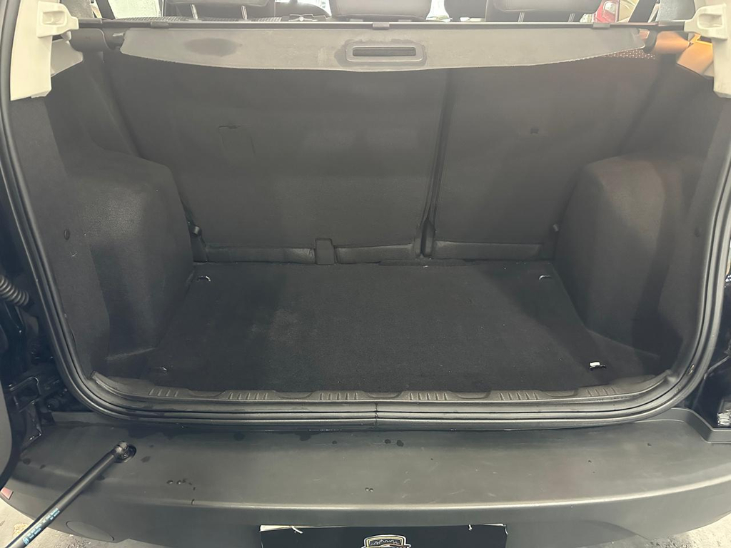 Ford EcoSport Preto