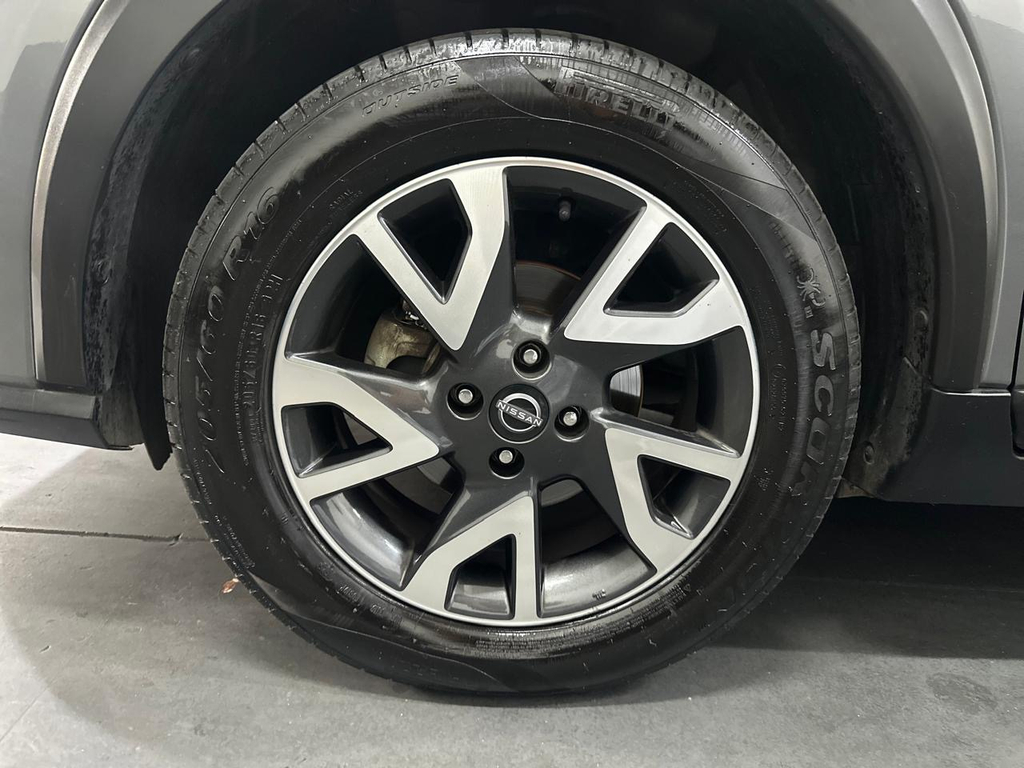 Nissan Kicks Cinza
