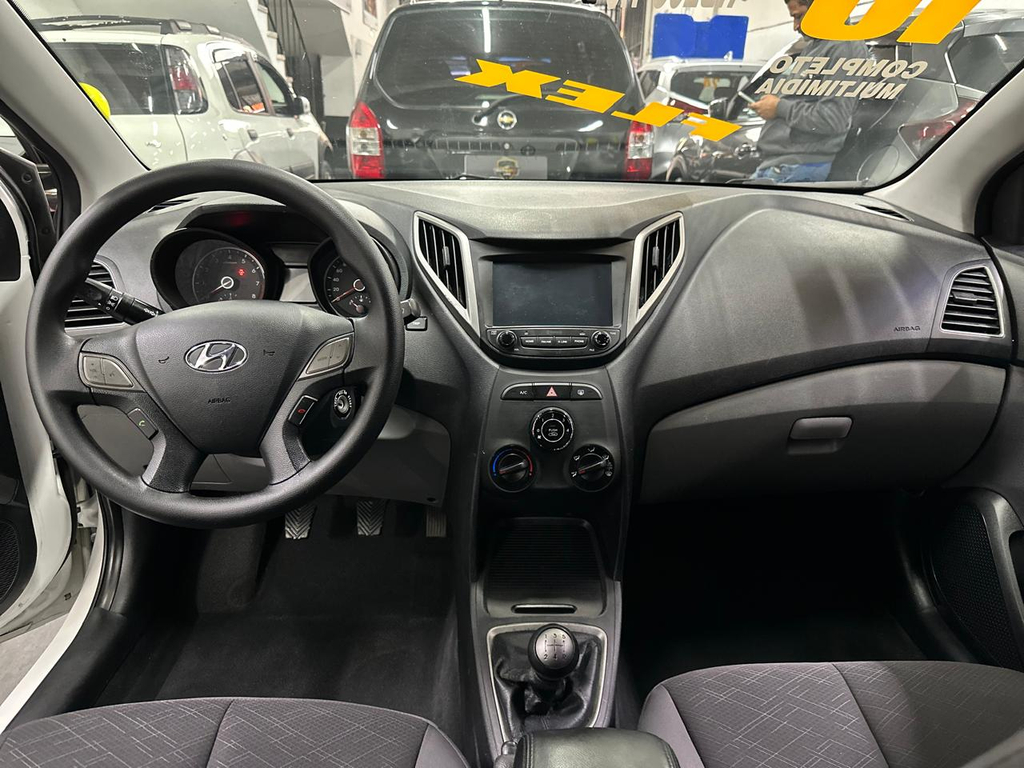 Hyundai HB20S Branco