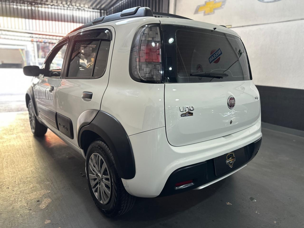 Fiat Uno Branco