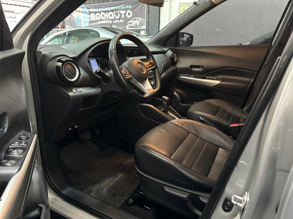 Nissan Kicks Prata