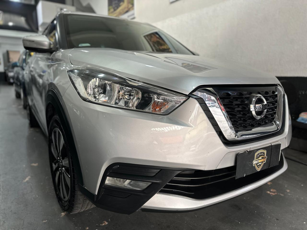Nissan Kicks Prata