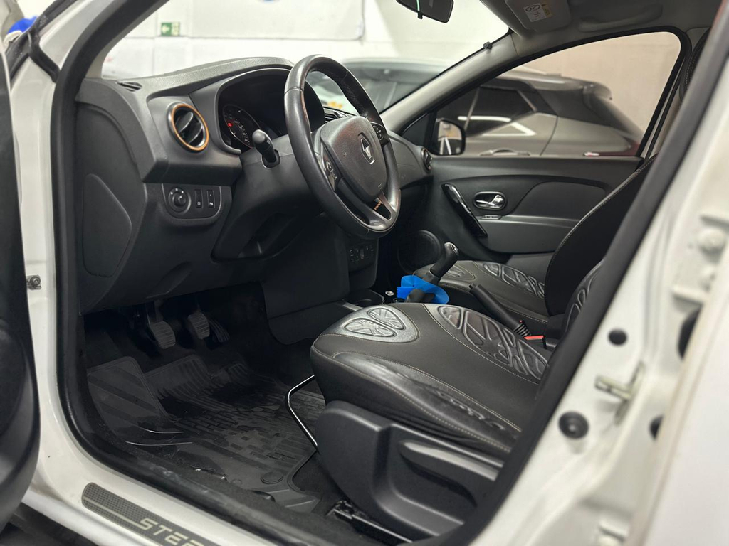 Renault Sandero Stepway Branco