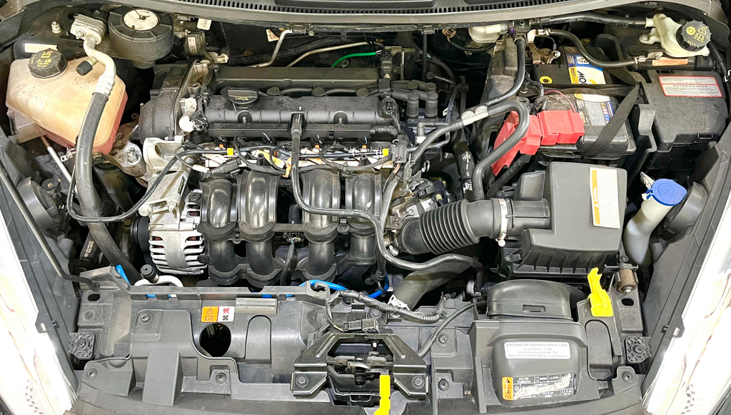 Ford Fiesta Hatch Preto