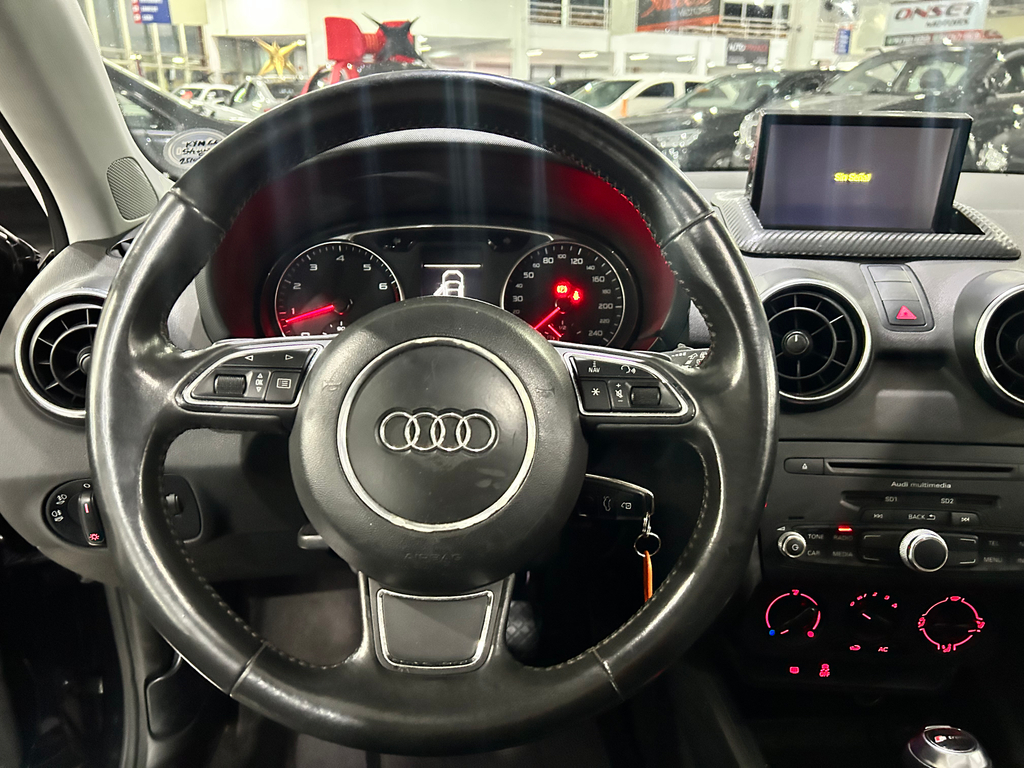 Audi A1 Preto