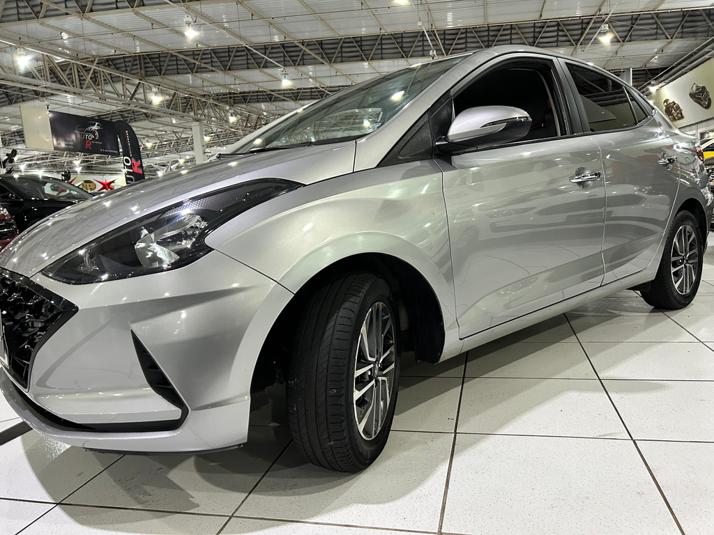 Hyundai HB20S Prata