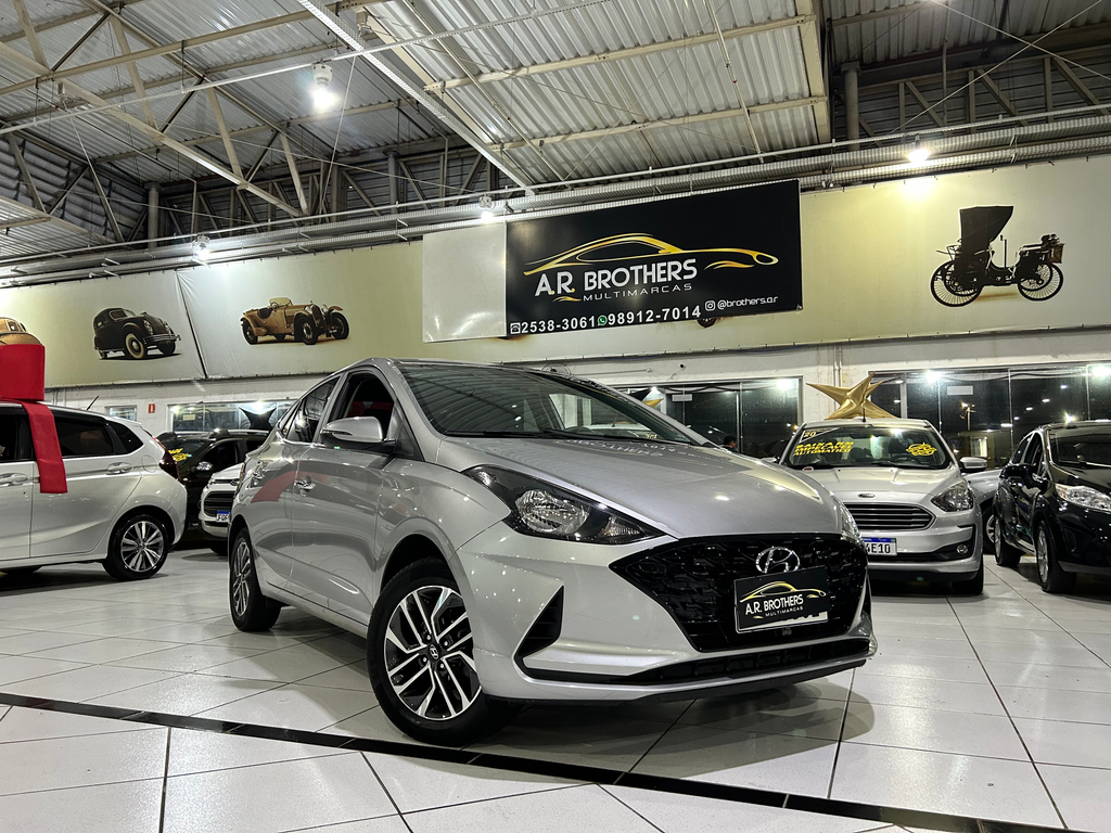 Hyundai HB20S Prata