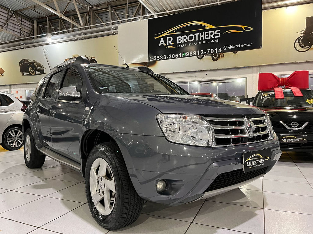 Renault Duster Cinza