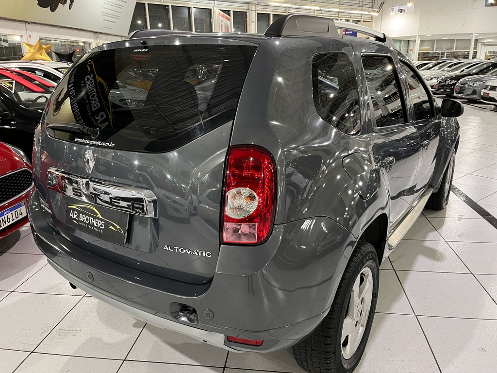 Renault Duster Cinza