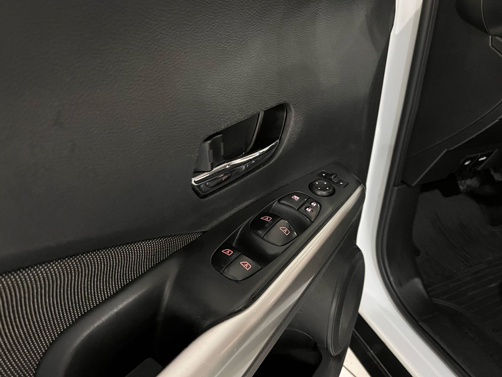 Nissan Kicks Branco