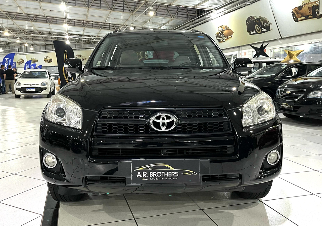 Toyota RAV4 Preto
