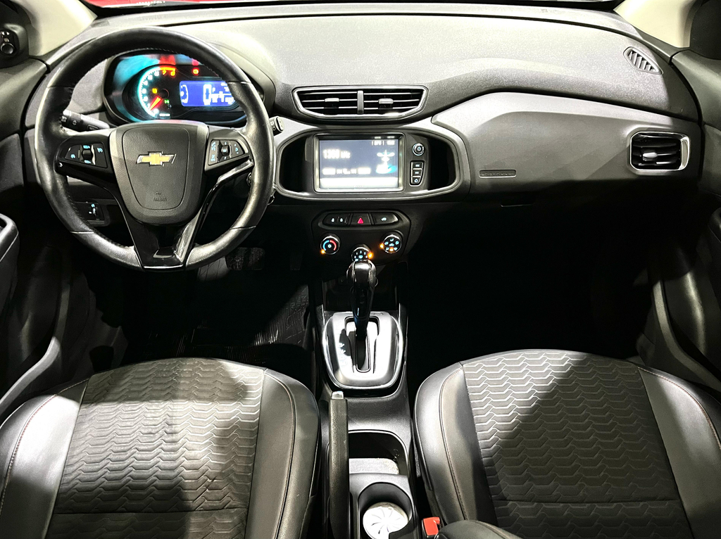 Chevrolet Onix Branco