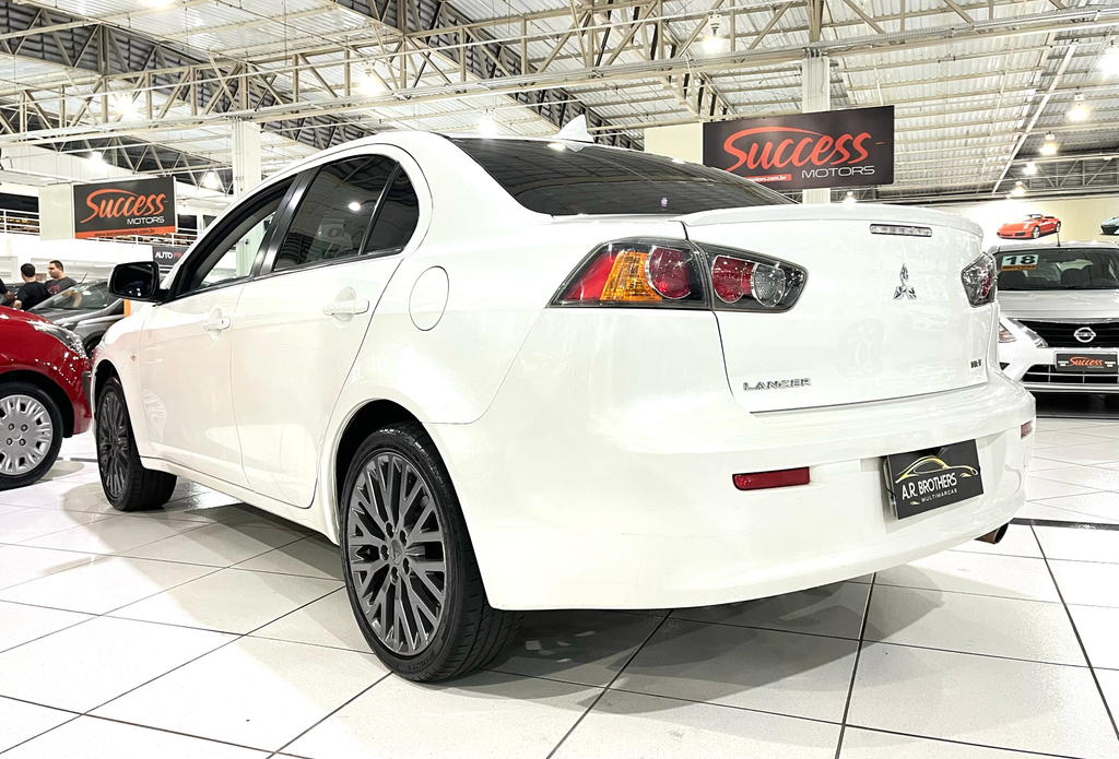 Mitsubishi Lancer Branco