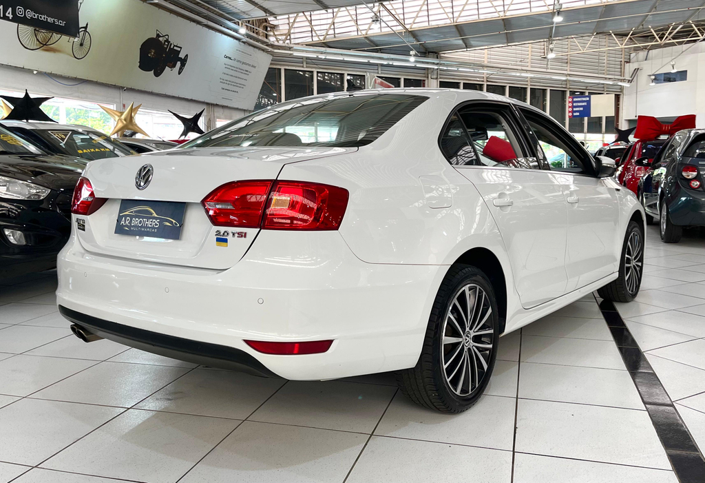 Volkswagen Jetta Branco