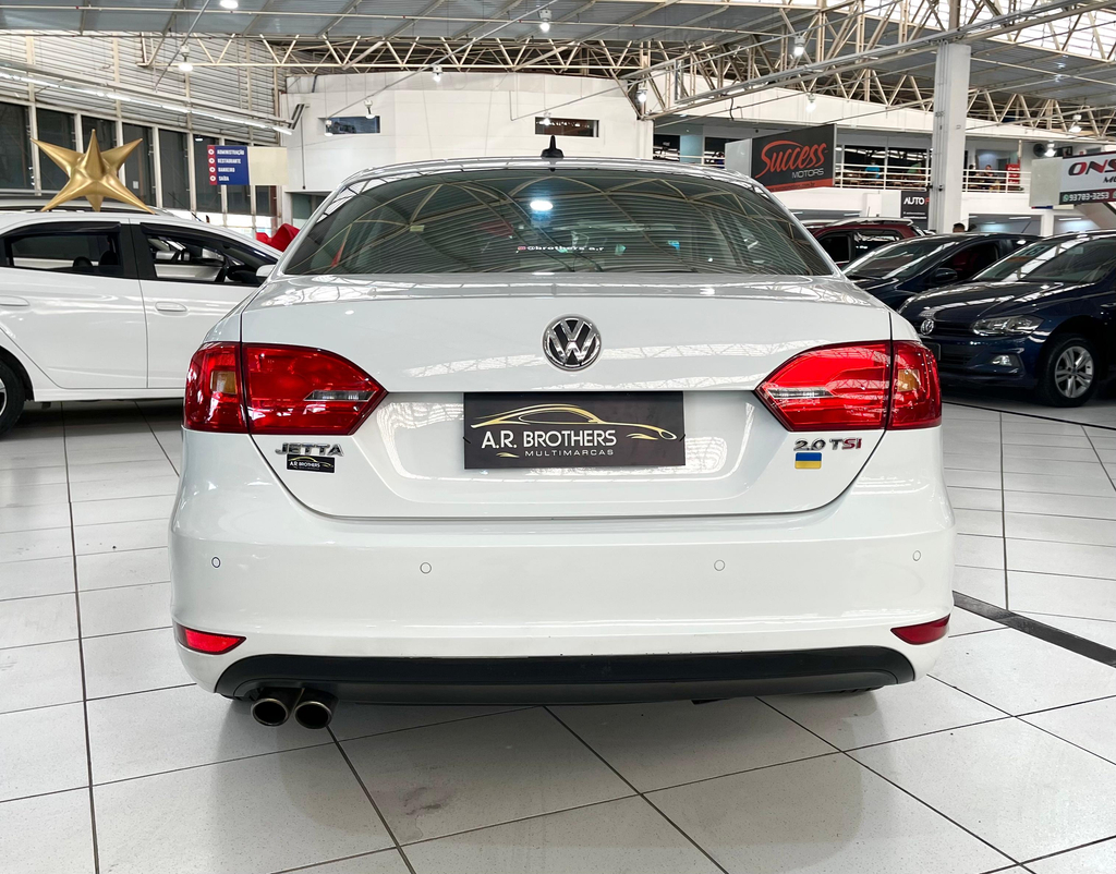 Volkswagen Jetta Branco